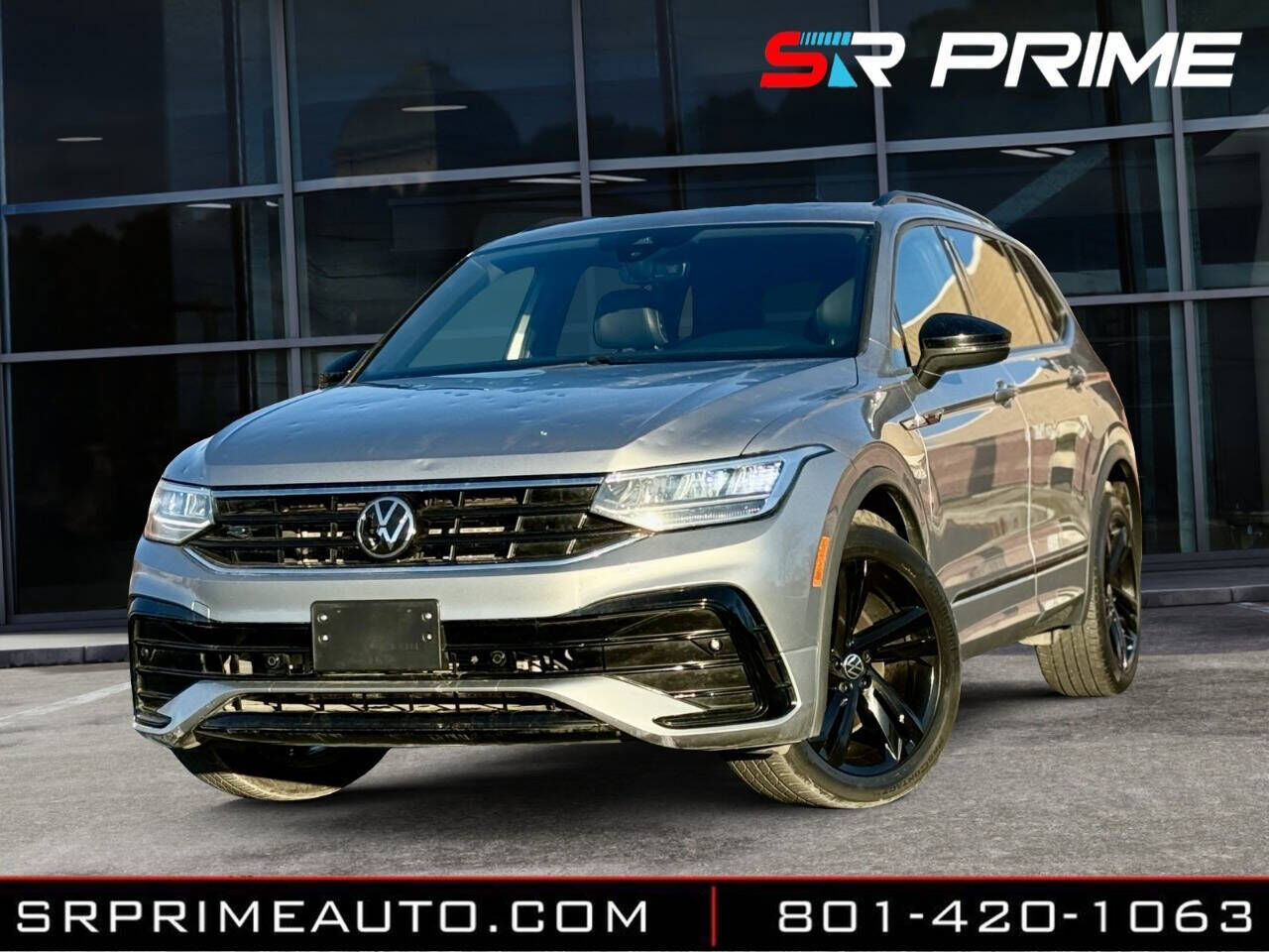 2023 Volkswagen Tiguan SE R-Line Black