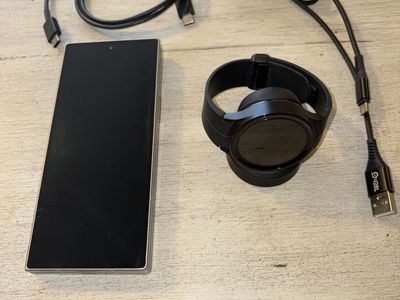 Samsung Galaxy Z Fold 6 and Watch5 Pro bundle