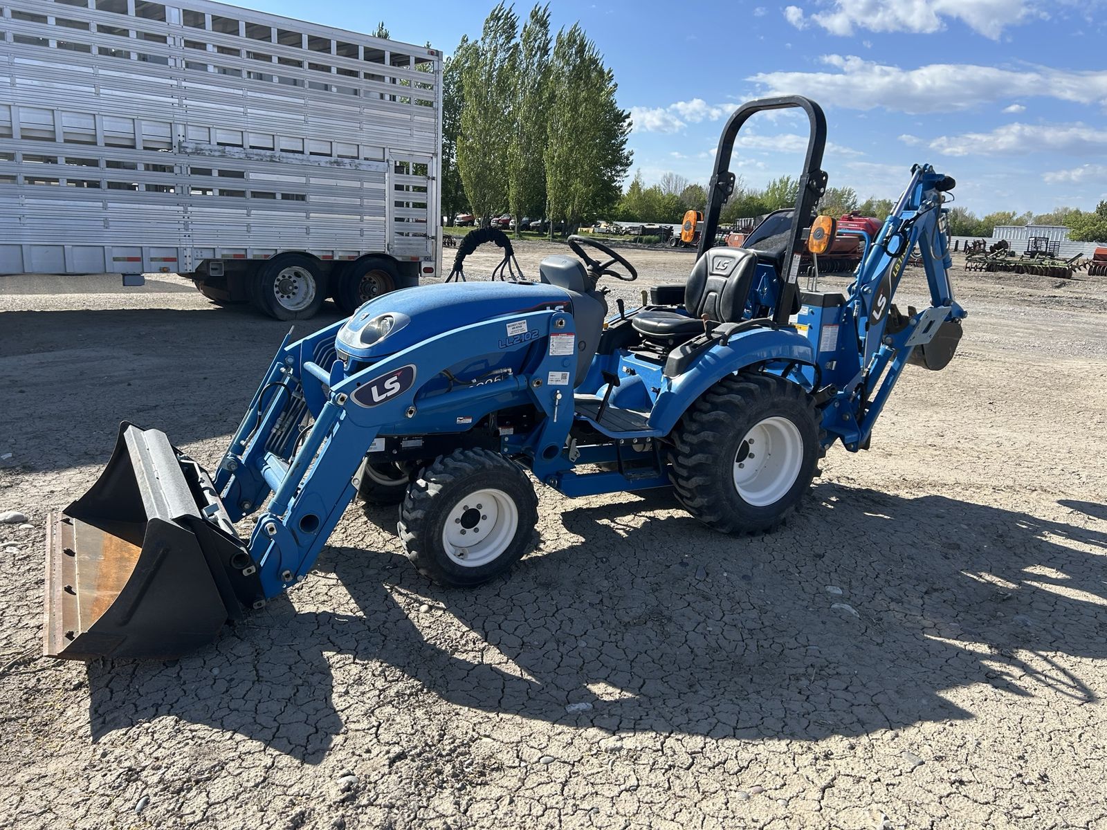 Used LS Tractor Loader Backhoe