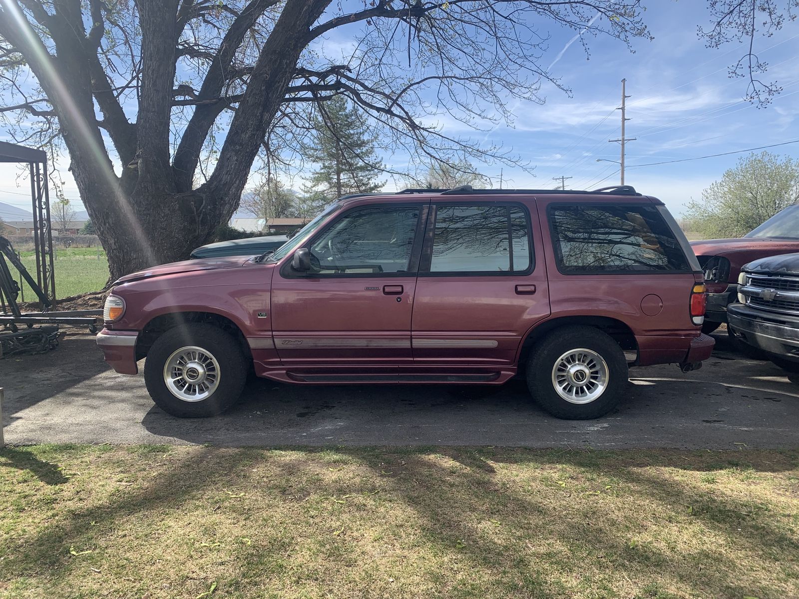 1996 Ford Explorer PART OUT