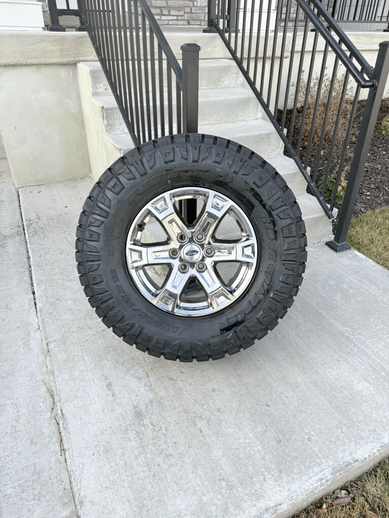 Ford F150 Rims and Tires 285/75R18 Nitto
