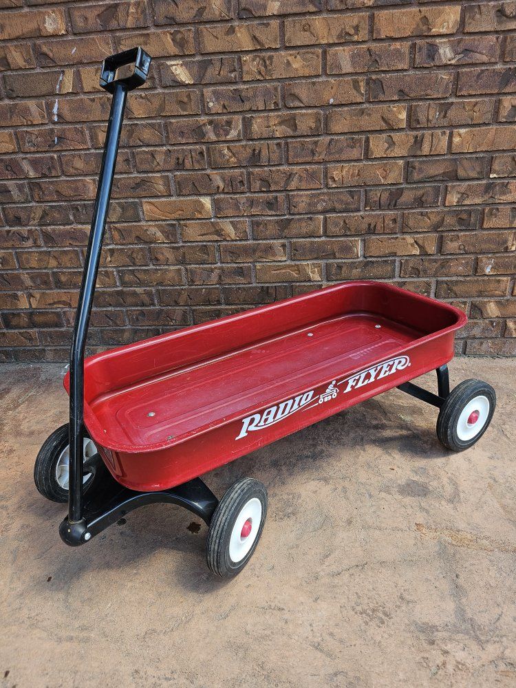 Radio Flyer Classic Red Wagon - All-Steel, Durable Kids Pull Wagon, Outdoor Toy