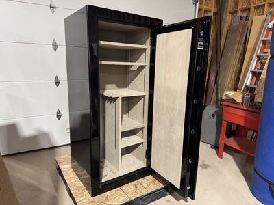 Champion Triumph 30 Gun Safe – 90-Minute Fire Rating – Mechanical Dial