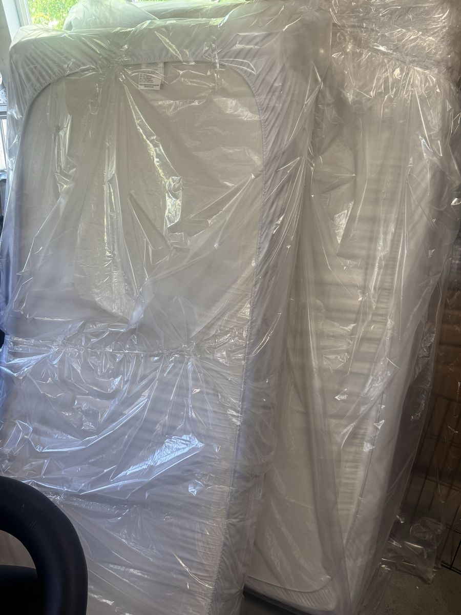 FREE Mattress Queen, Fulls, Twins available