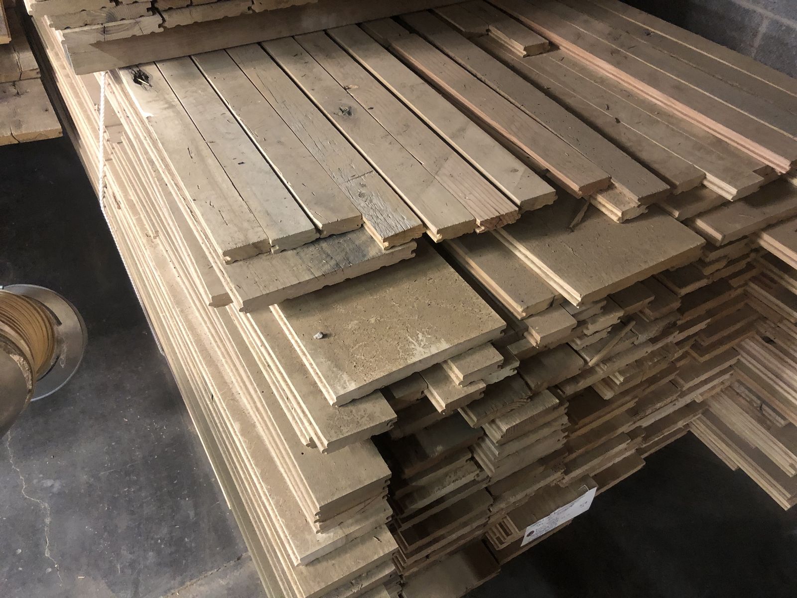 Reclaimed Barn Wood 3/4" Tongue & Groove Flooring Approx. 1120 sqft (Lot 15)