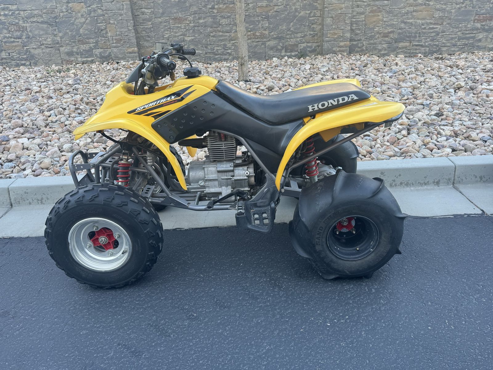 2004 Honda 250EX – Clean + Paddle Tires