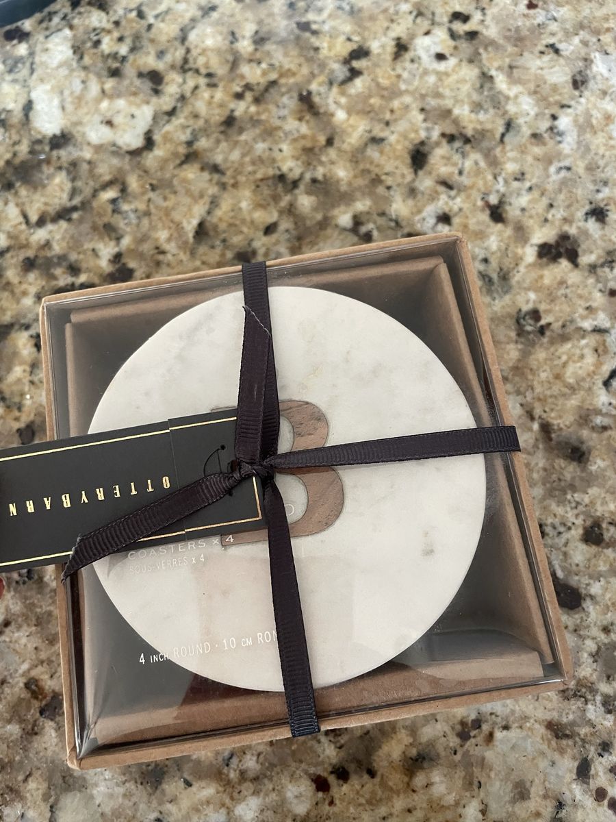Pottery Barn Monogrammed Letter B Marble & Wood Coasters Set of 4 4-Inch Round New in Box