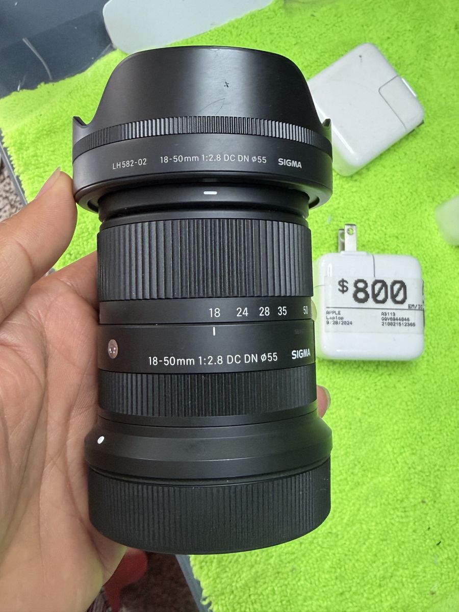 Canon R100, sigma 18-50 rf mount