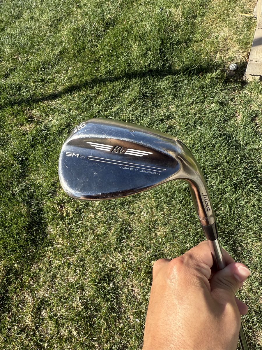 Titleist Vokey SM9 - 58 degree wedge