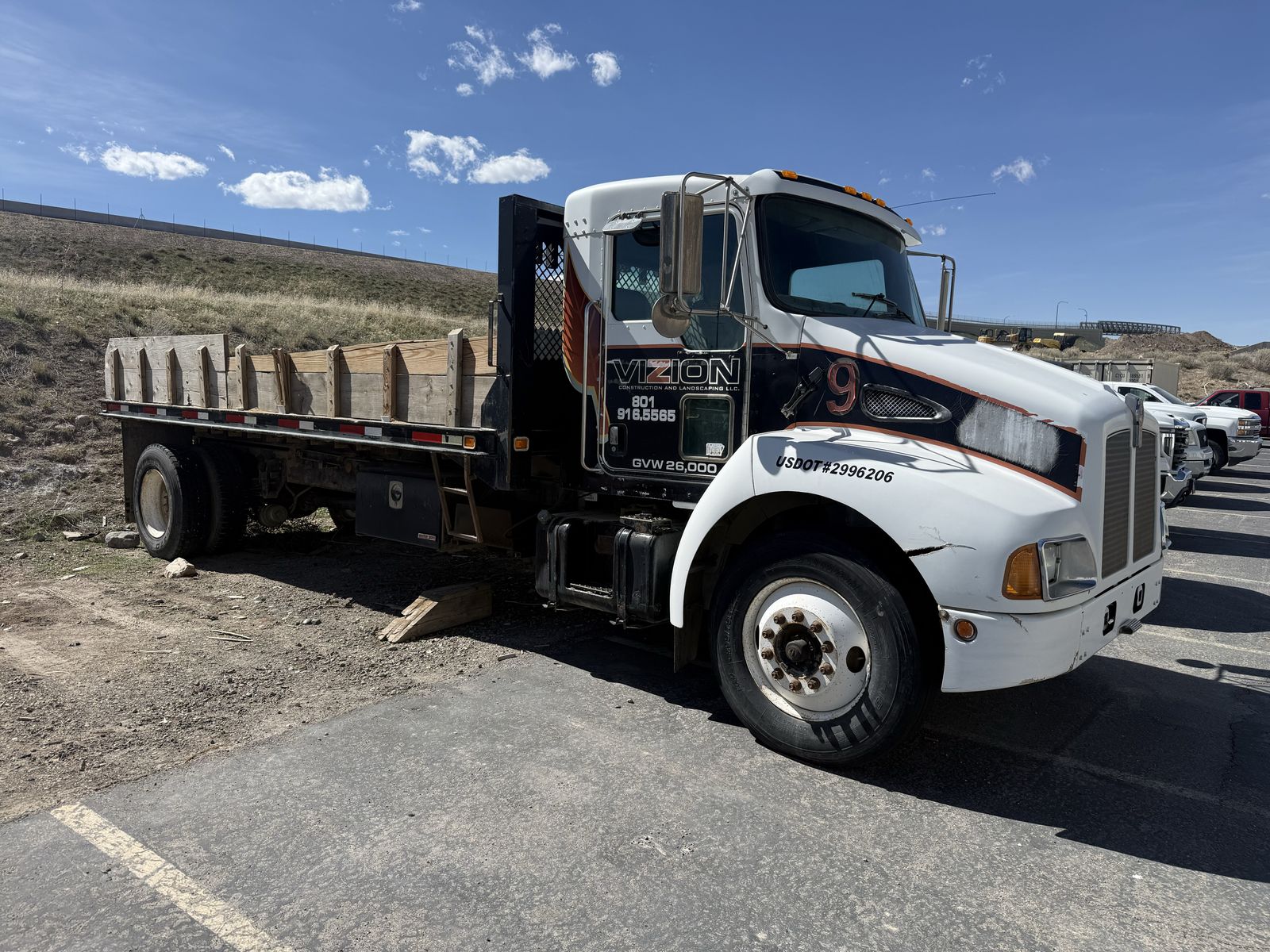 2003 Kenworth T300 