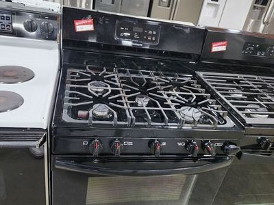 NICE FRIGIDAIRE 5 BURNER GAS RANGE! W-WARRANTY