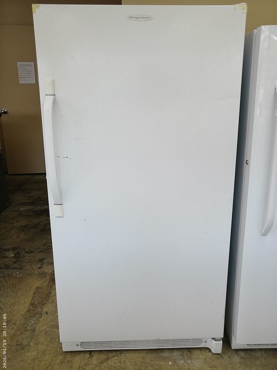 Clean 17 cf Upright Freezer~90 Day Guarantee