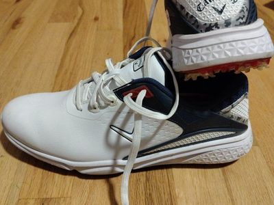 Callaway Golf Shoes White/Navy Men's Size 9.5 - Camo Trim Golf Cleats
