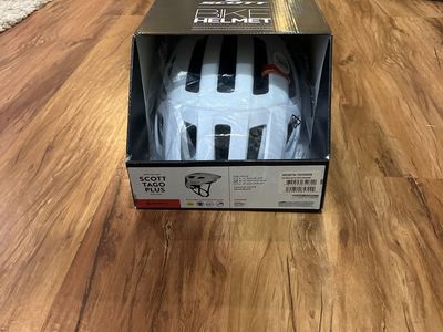 Scott Tago Plus Bike Helmet - White/Black, Size M (55-59cm) - New in Box