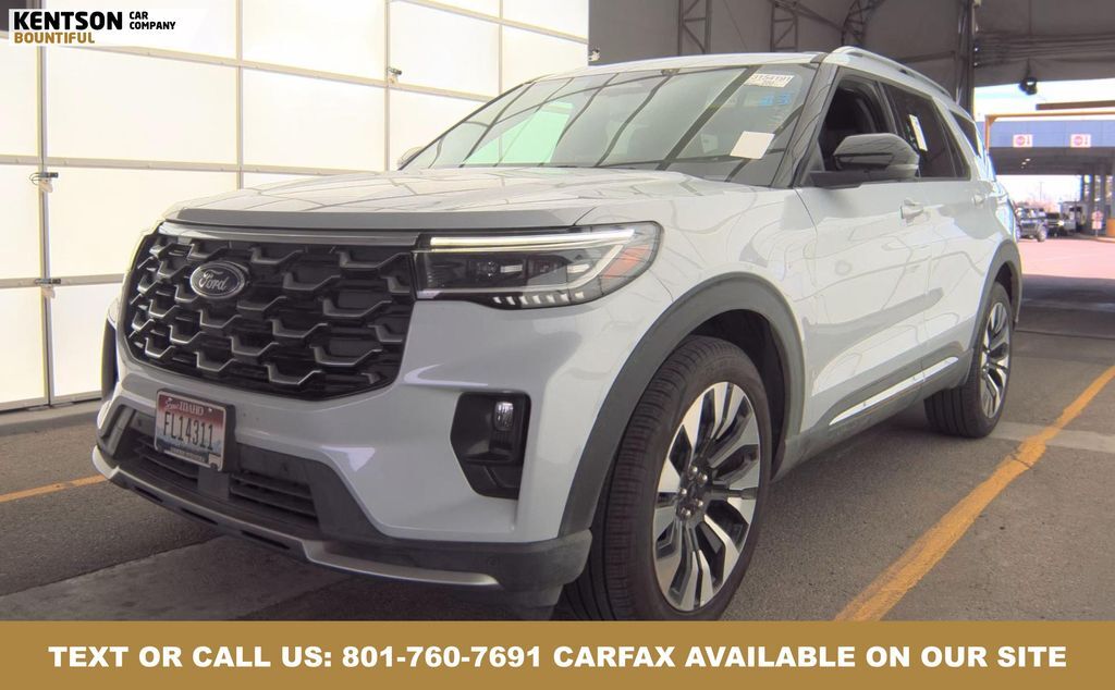 2025 Ford Explorer Platinum