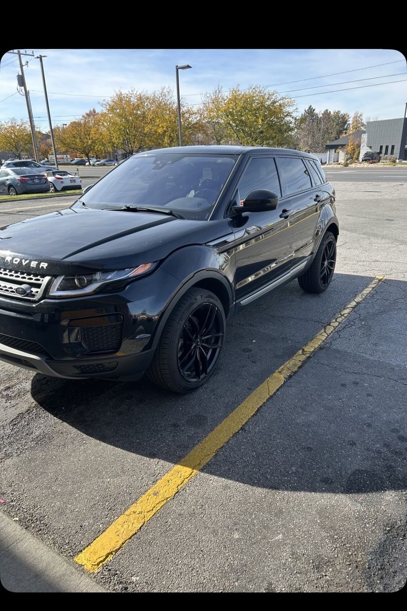 2018 Land Rover Range Rover Evoque SE