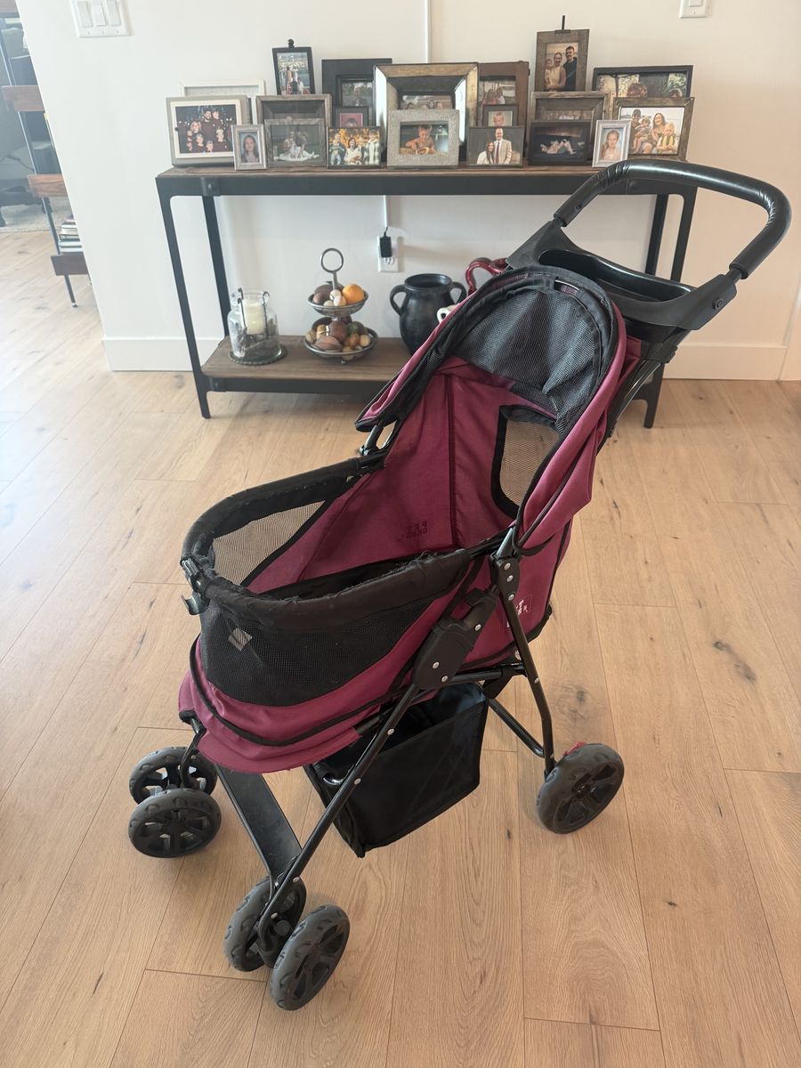 Pet Stroller (Used)