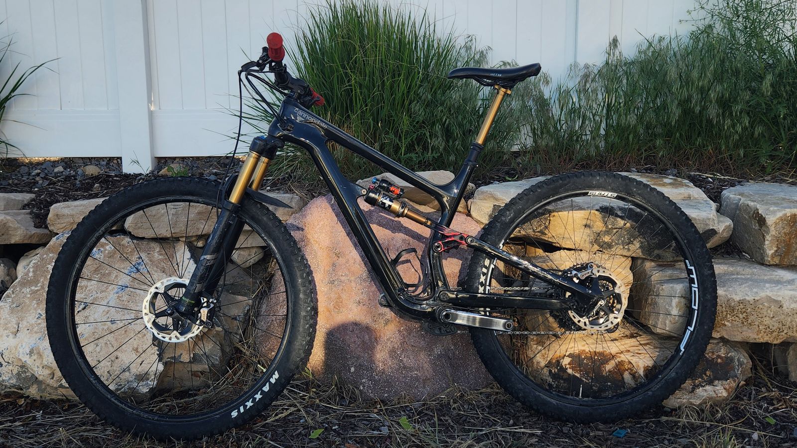 Cannondale Habit 1 MEDIUM 29 Trail Bike, Full Carbon Frame, Fox Factory suspension, XT derailleur, XTR brakes