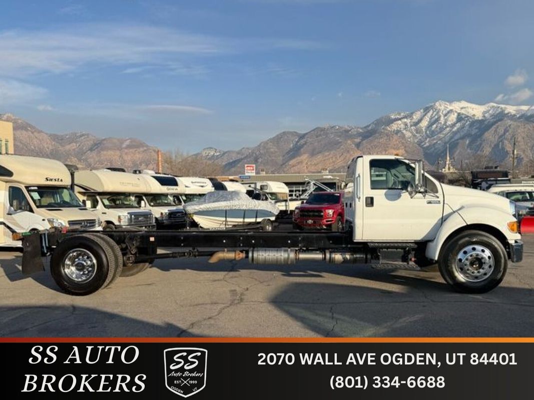 2013 Ford F-650 Super Duty