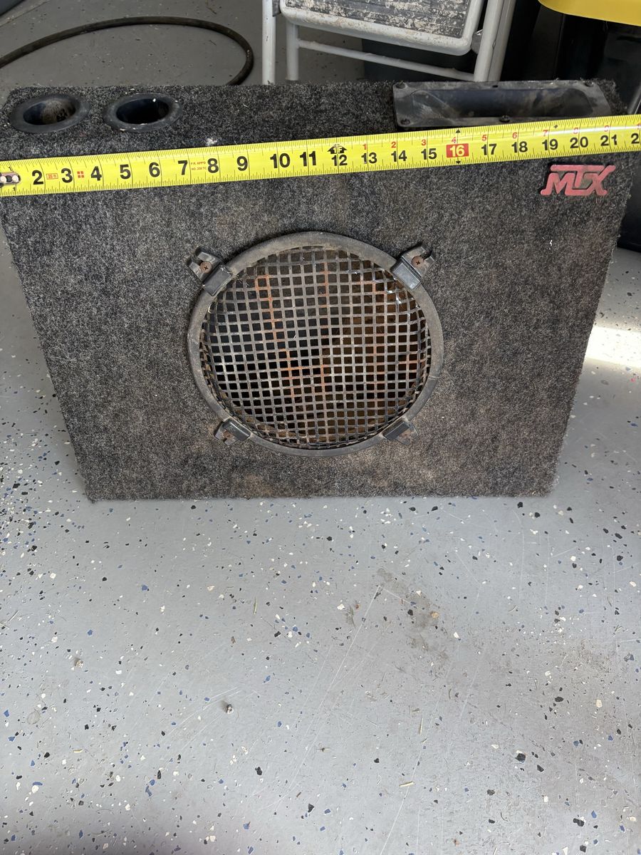 10in Subwoofer Box with Heavy Duty Metal Grille