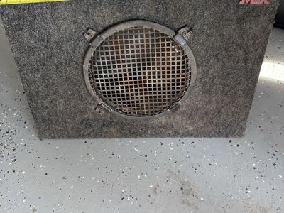10in Subwoofer Box with Heavy Duty Metal Grille