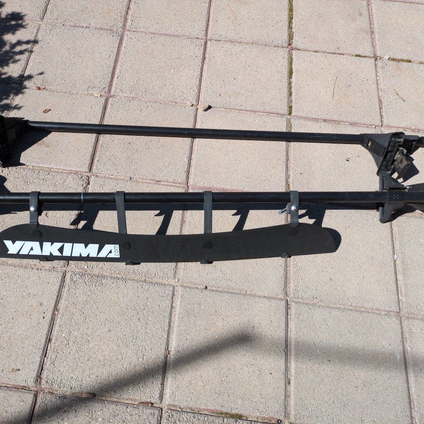 Yakima Q Tower Rack: 58" Bars, Fairing & Q-Clips