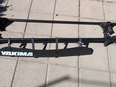 Yakima Q Tower Rack: 58" Bars, Fairing & Q-Clips