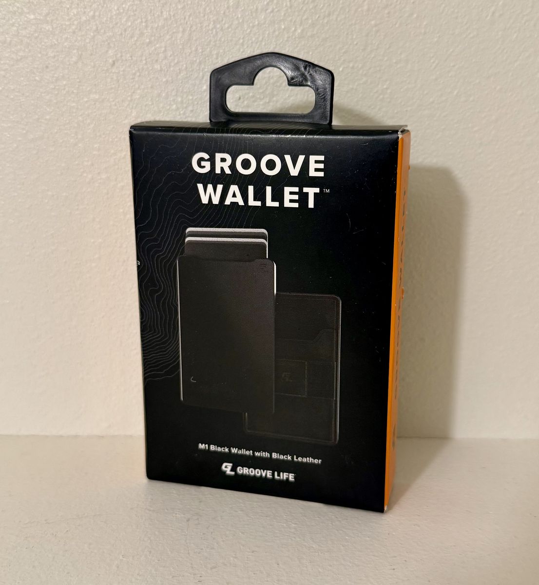 New Groove Life M1 Wallet w/ Black Leather