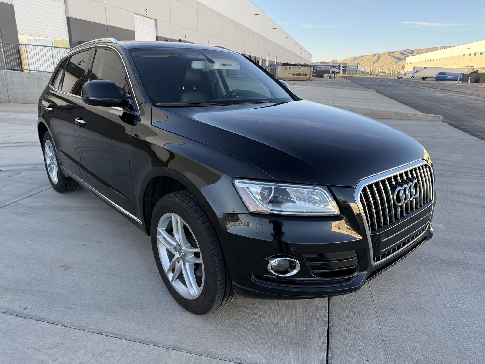 2016 Audi Q5 2.0T quattro Premium Plus