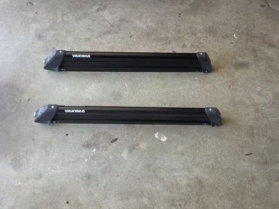 Yakima PowderHound Ski & Snowboard Roof Rack (Bars Only – No Clamps/Keys)