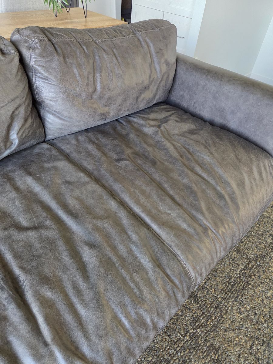 Main image 6
