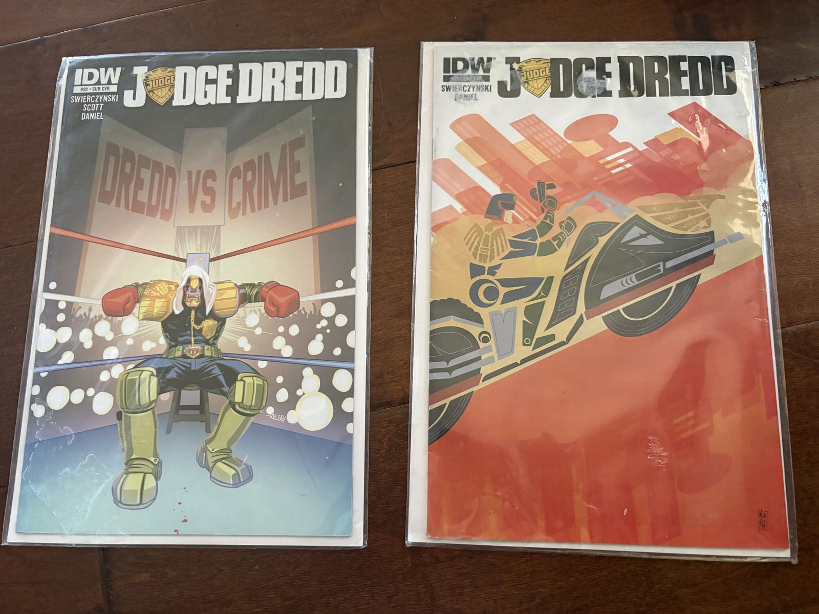2 Judge Dredd Comics In Mint Condtion