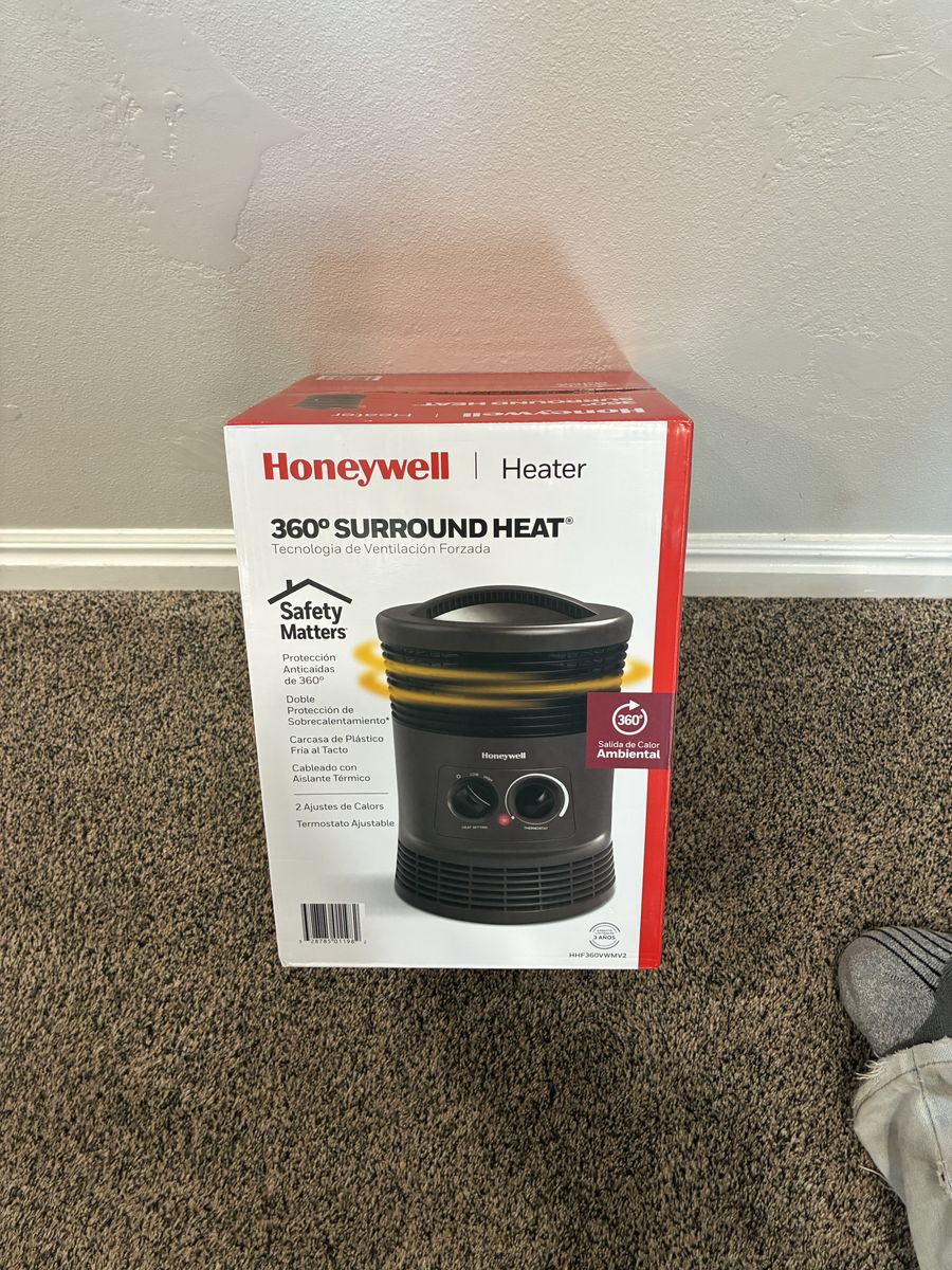 HoneyWell HHF360v 360, SurRound Fan Forced Heater