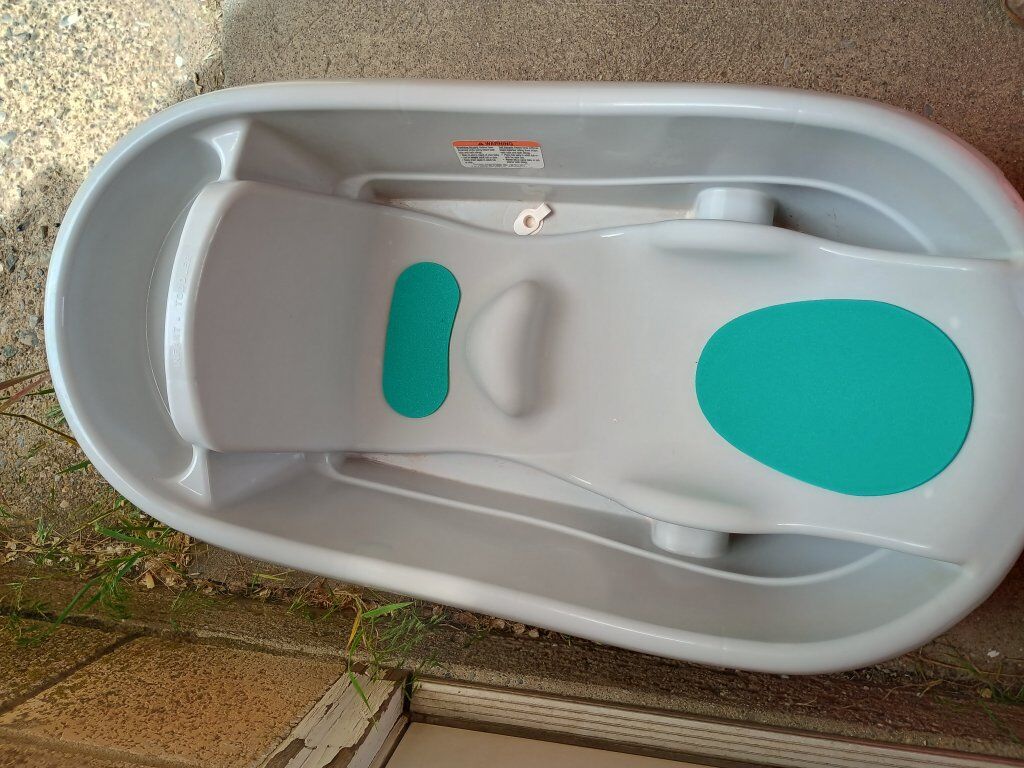 baby bath tub