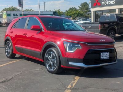 2024 KIA NIRO LX