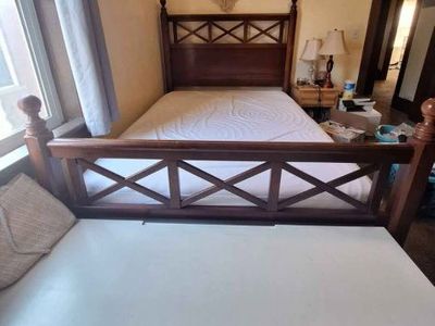 Queen/Full size bed frame