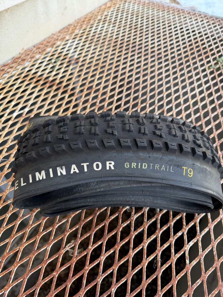Specialized Eliminator Grid Trail T9 29x2.3 Tire