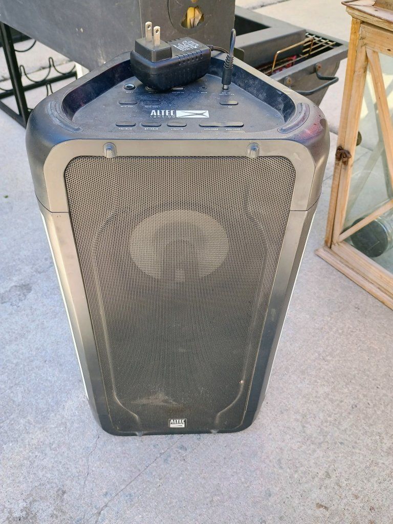 Portable Speaker