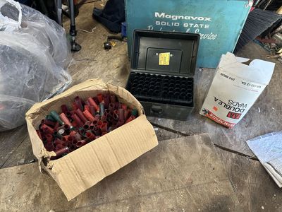 Shot Gun Hulls, Wads And 100 Round Plastic Box