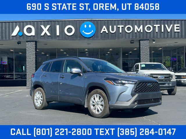 2024 Toyota Corolla Cross LE