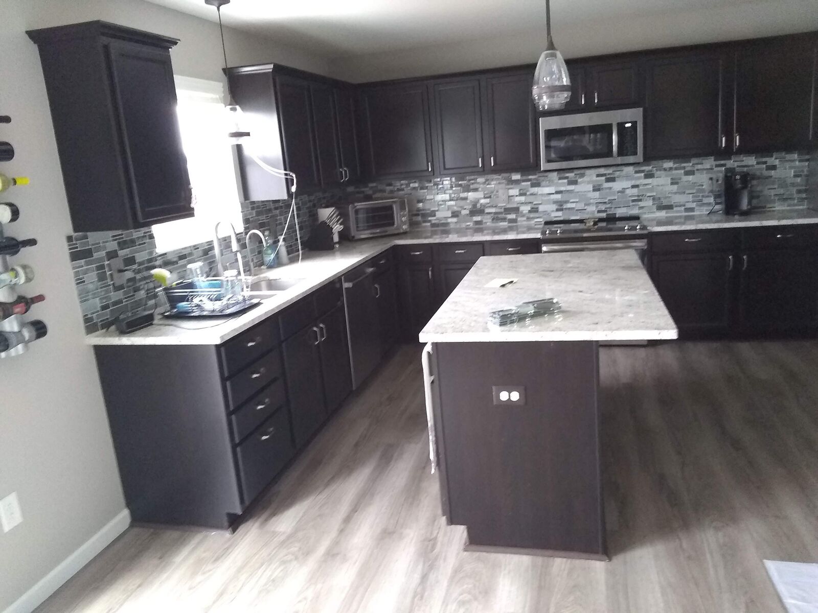 The 4 Handed Handyman