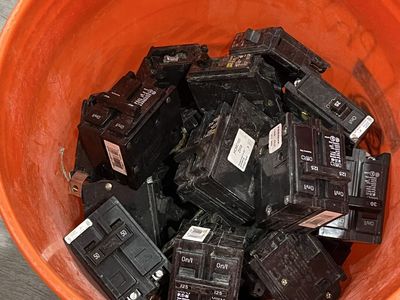 Eaton Breakers