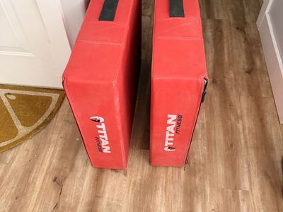 Scratch and Dent, Red Silencer
