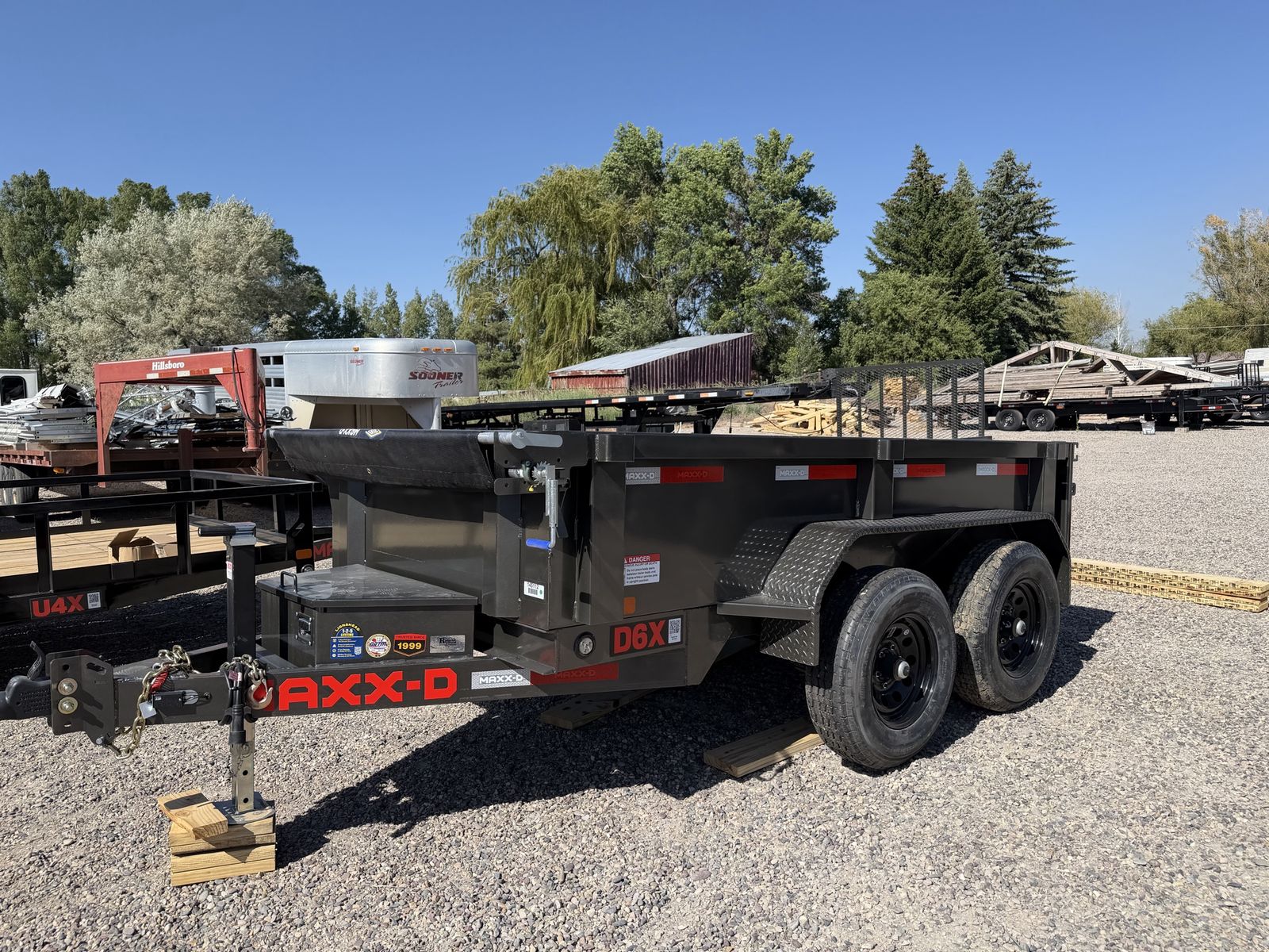 2027 Maxx-D D6B 5’x10’