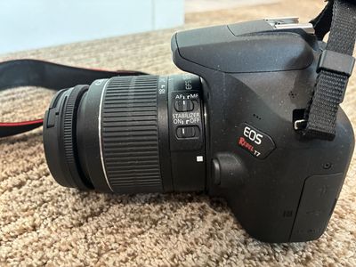 Canon Rebel EOS T7