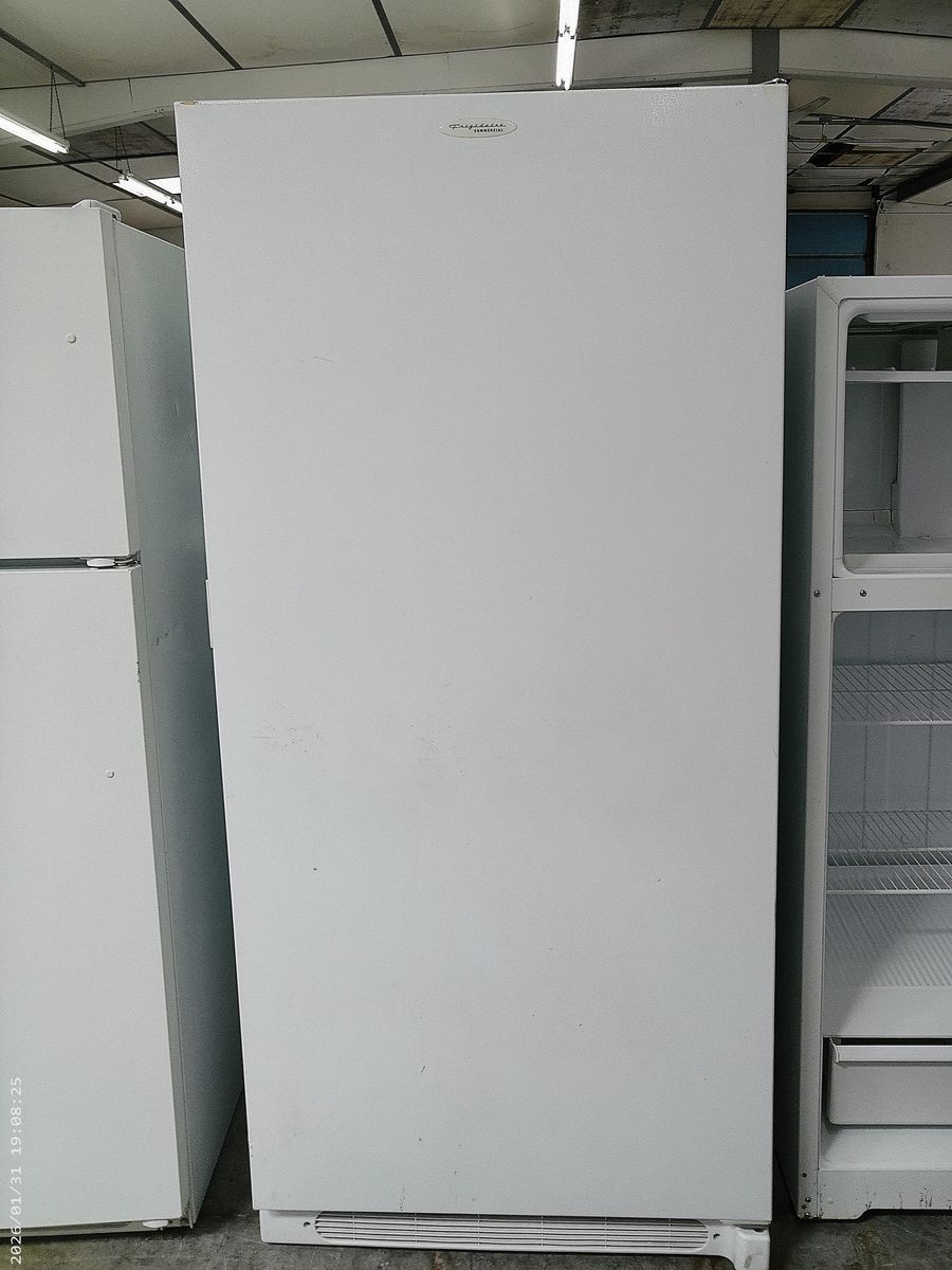 Main image 3