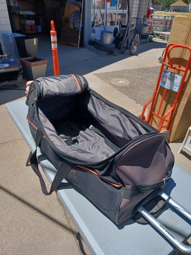 Main image 4