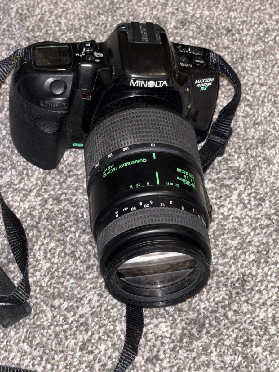 Minolta Maxxum 430si RZ 35mm SLR Film Camera with Quantaray Tech-10 AF 70-300mm Zoom Lens