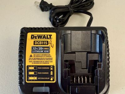 Dewalt DCB115 12v/20v Max Lithium Ion Battery Charger