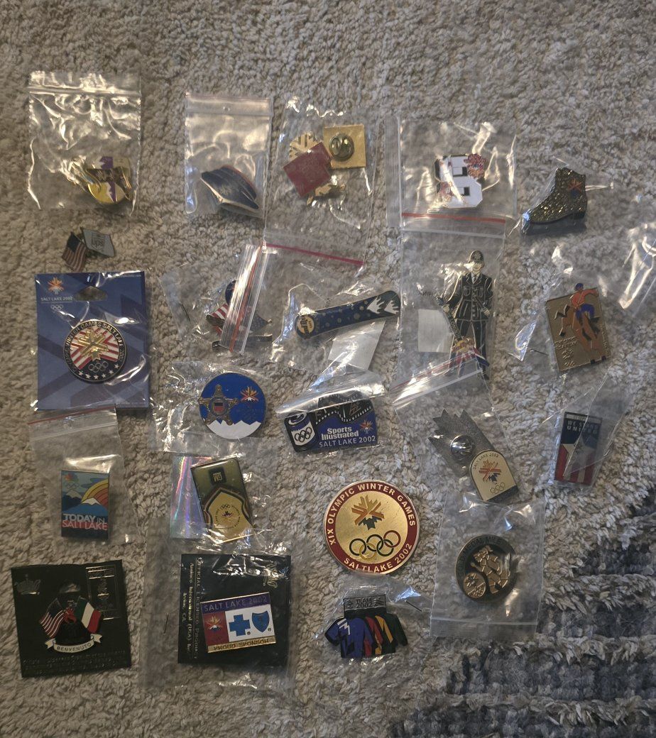 Various salt lake City 2002 Olympic pins